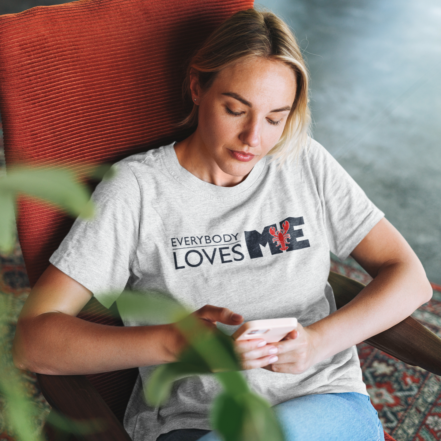 Everybody Loves Me (Maine) t-shirt